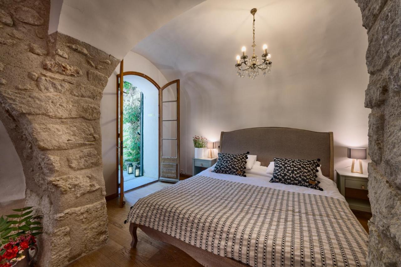 Maison Lou Roucas Cabrieres-d'Aigues Exteriör bild