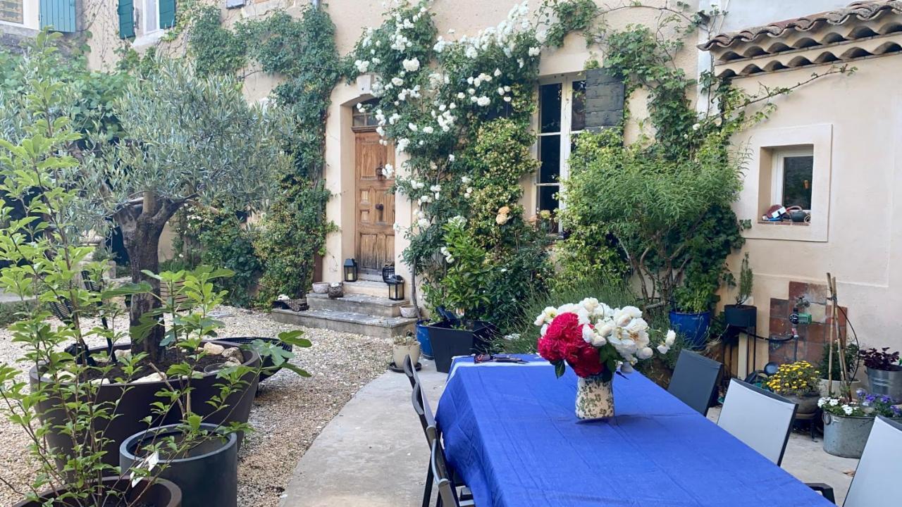 Maison Lou Roucas Cabrieres-d'Aigues Exteriör bild